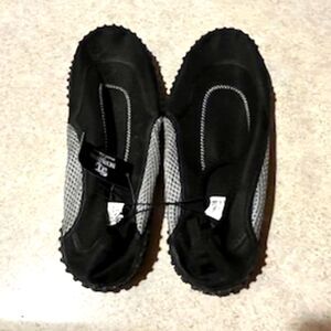 Size: 12 Beach Shoes . Pull On Swim Slip On's . OT Revolution . New w/ Tag